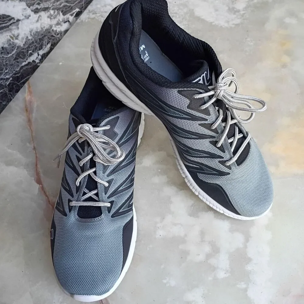Fila Men's Grey and Black Trainers